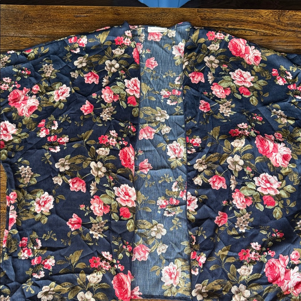 Lightweight Open Floral Cardigan (128)